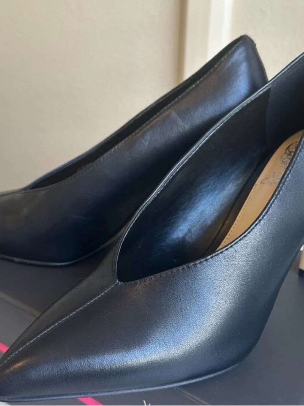 Vince Camuto Setenda Leather Pumps 9.5 NWOT 4” Heel